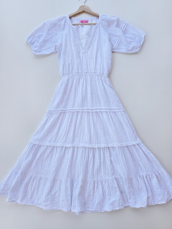 Betsey Johnson Dresses & Skirts - Betsey Johnson White Spectator Tiered Midi Dress